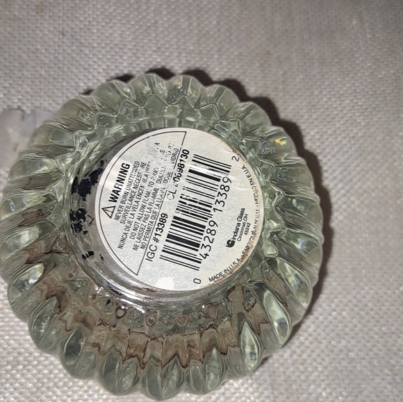 1 Clear  Round Glass Votive Candle Holders - Picture 2 of 2